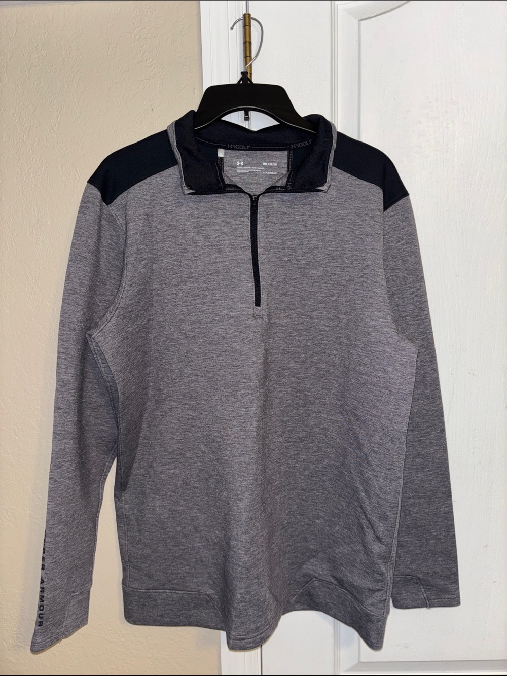 Under Armour Men's Gray & Black Half-Zip Performance Pullover